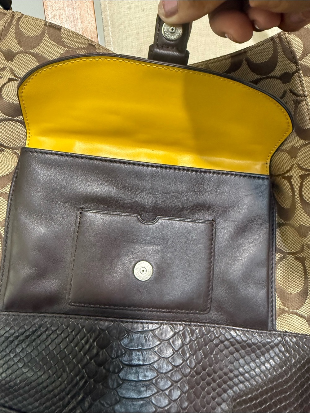 Coach Charlie Signature Python Hobo style - Picture 7 of 12